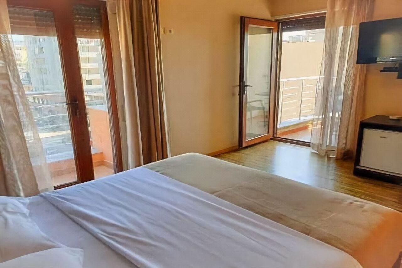 Hotel Nais Beach Durres Luaran gambar
