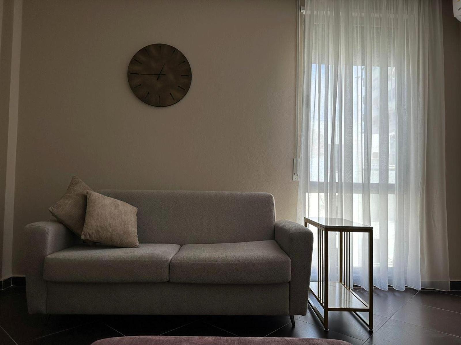 Hotel Nais Beach Durres Luaran gambar